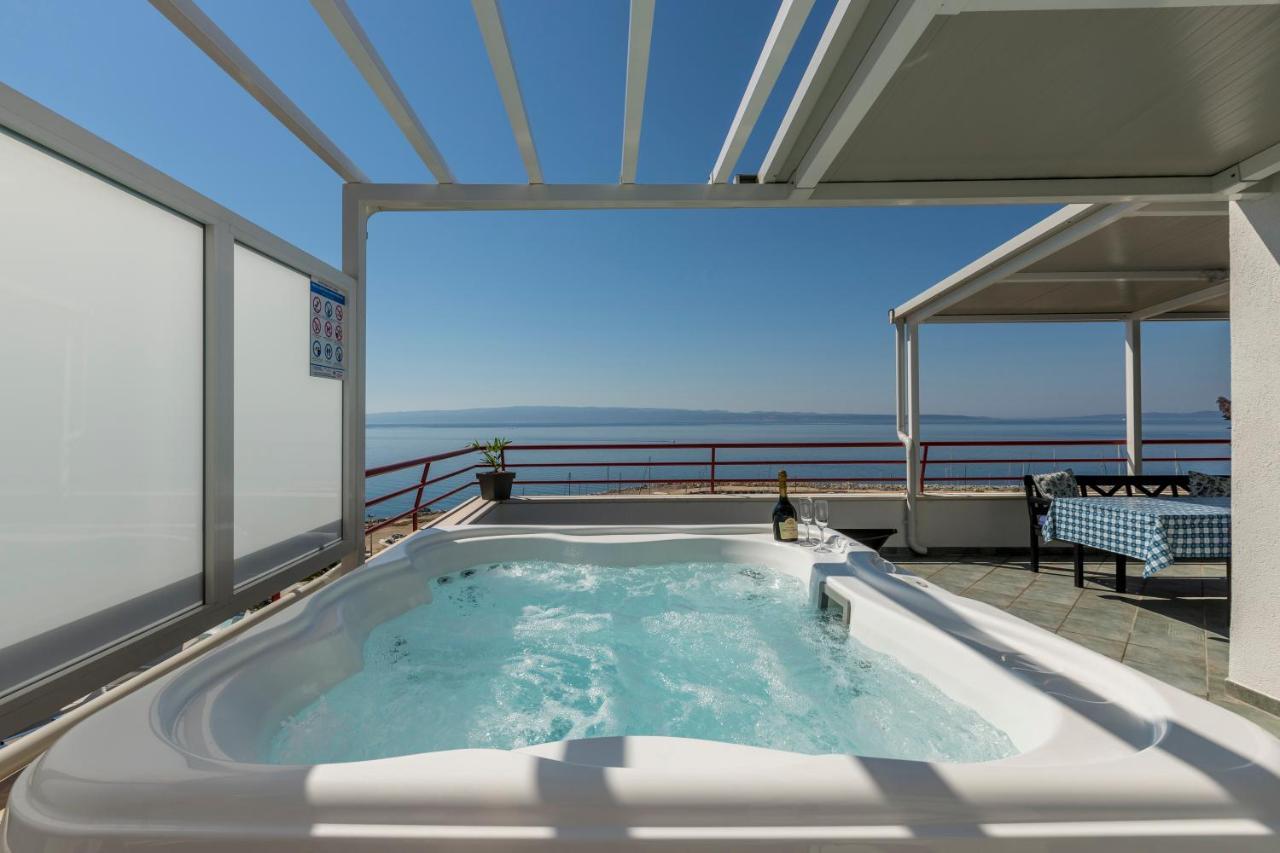 Seaside Penthouse With Hot Tub Sky Living Leilighet Split Eksteriør bilde