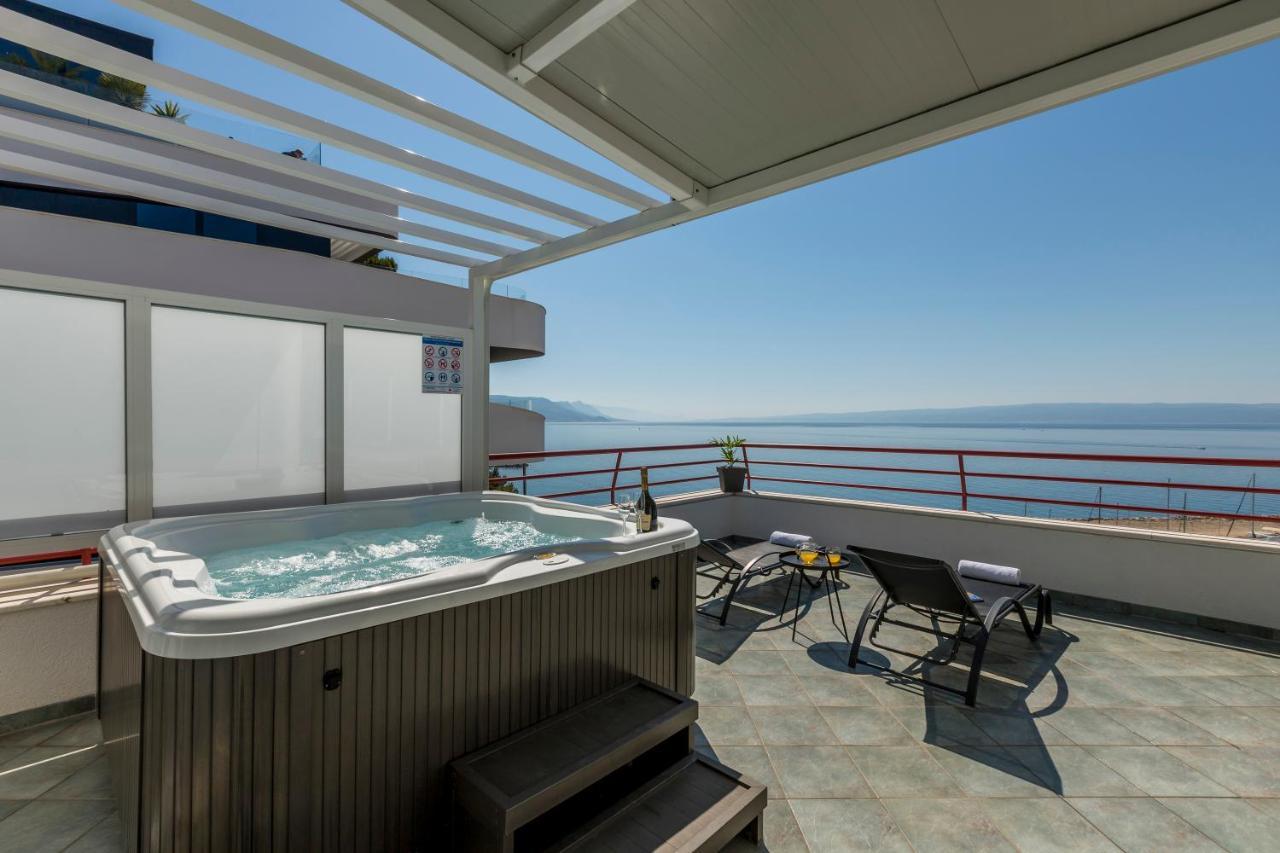 Seaside Penthouse With Hot Tub Sky Living Leilighet Split Eksteriør bilde